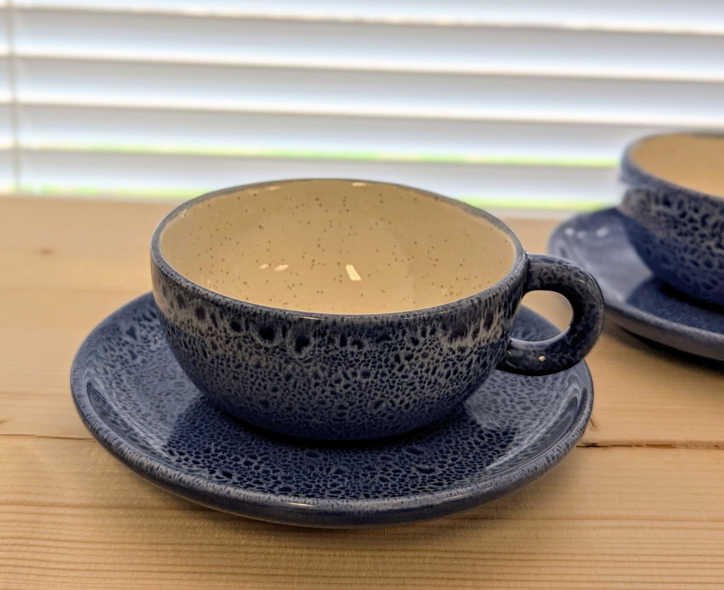 Servizio da tè in ceramica smaltata blu