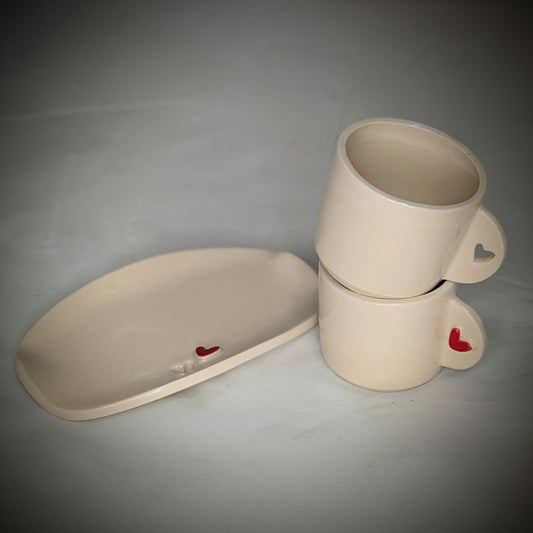 Coppia di tazzine da caffè con cuoricini