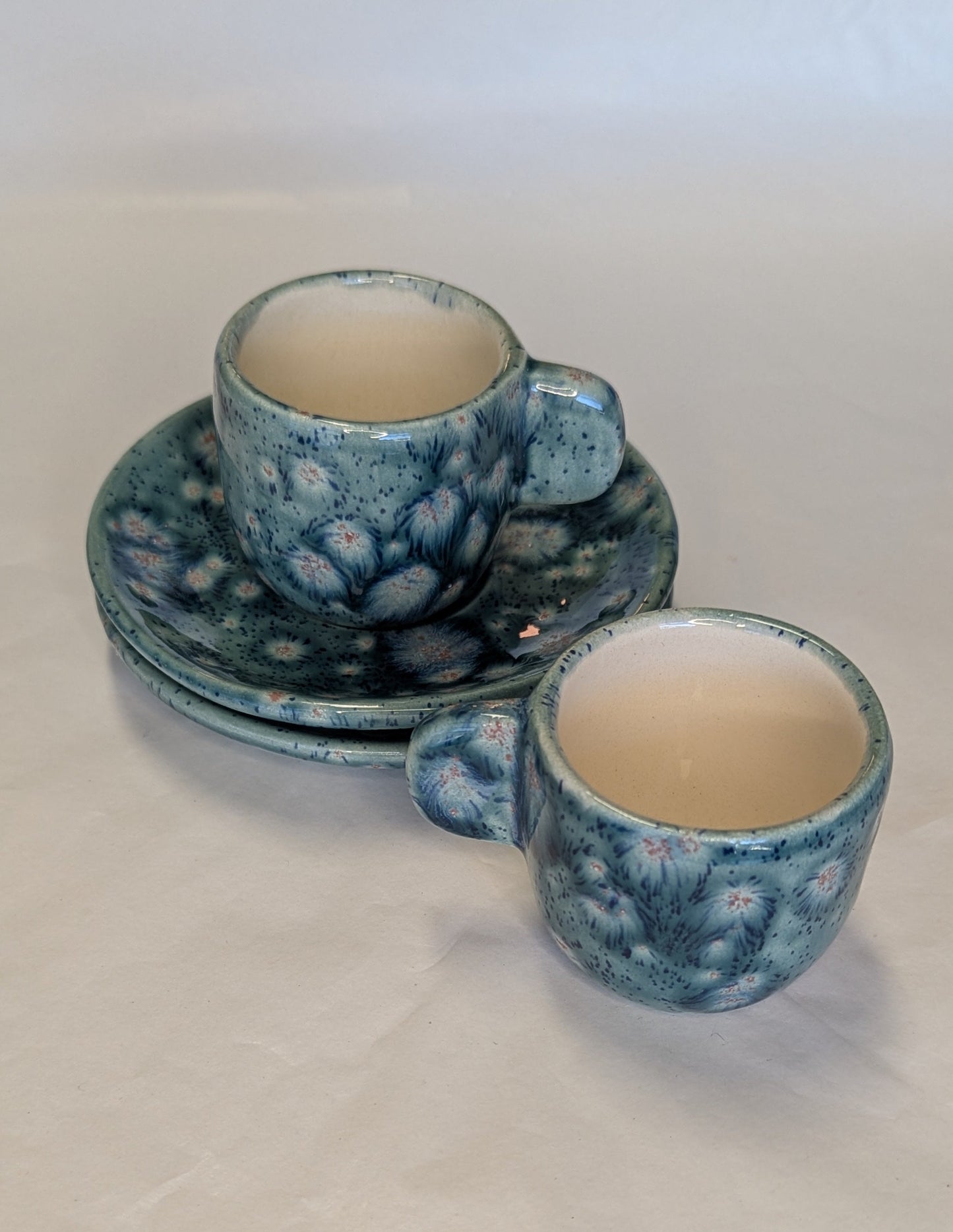Coppia Tazzine Caffè Artigianali - Ceramica Blu Mare con Gemme Contrastanti