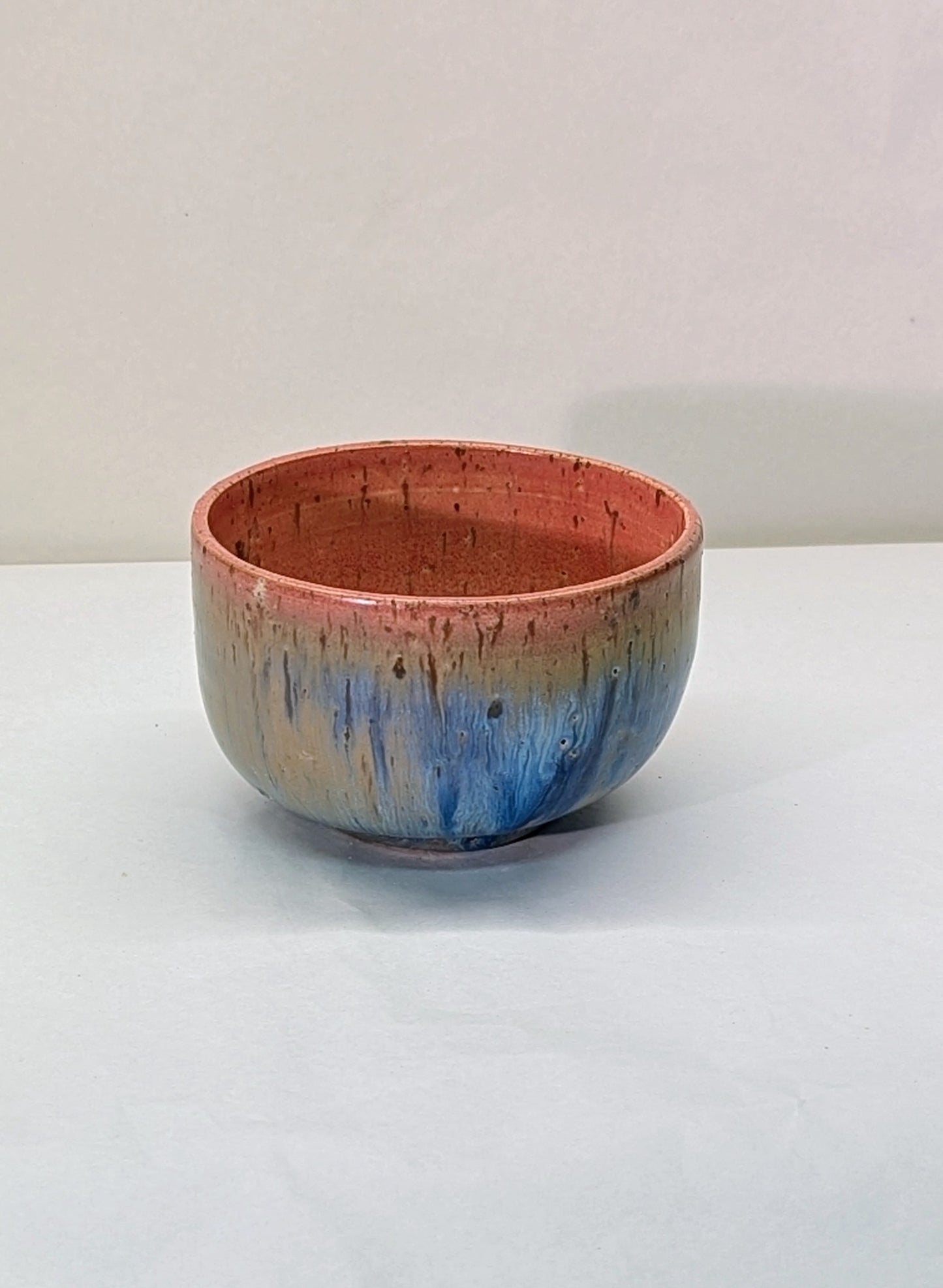 Ciotola Gres Artigianale 10cm - Rosa e Azzurro Puntinato Tornio
