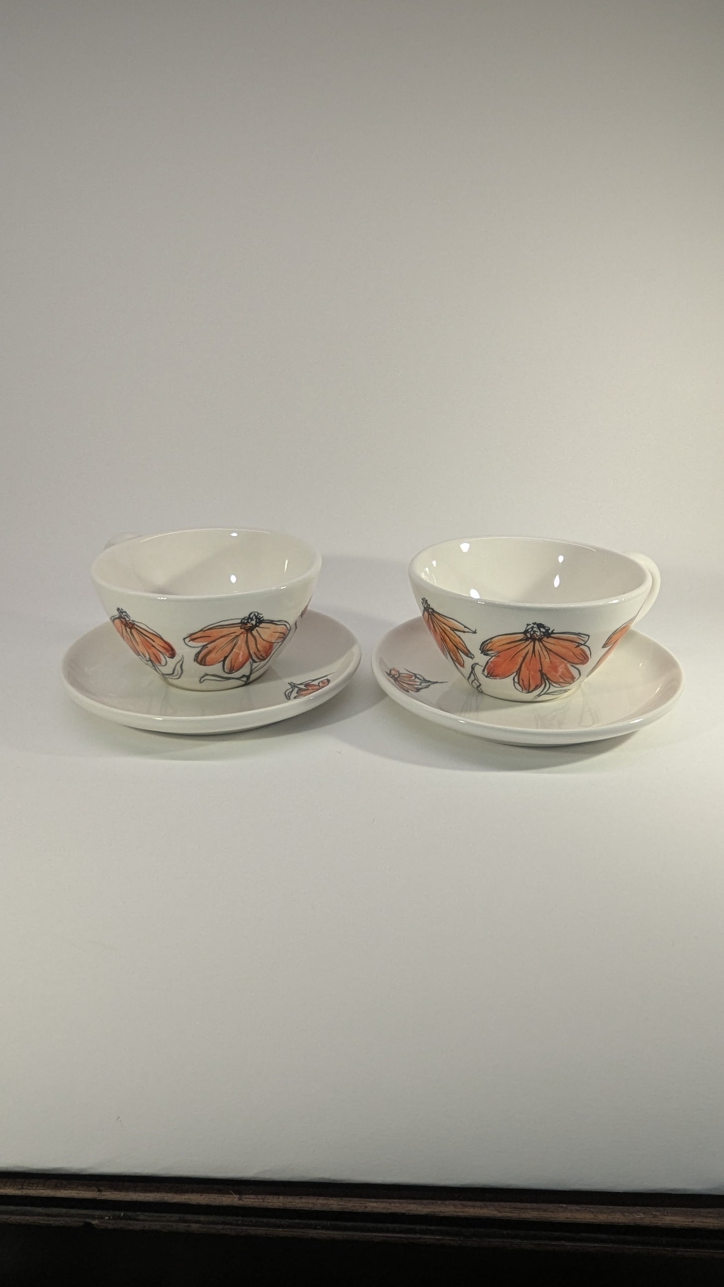 Tazze da tè in ceramica artigianale e dipinta a mano, fiori arancio
