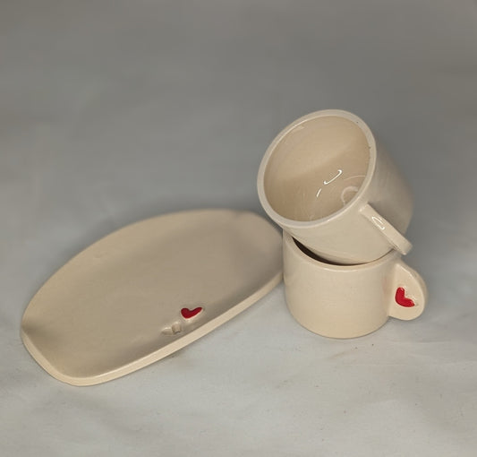 Coppia di tazzine da caffè con cuoricini